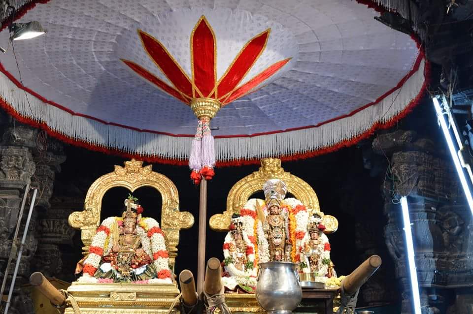 Sri Varadaraja And Sri Maha Lakshmi Perundevi 2017jan13.Jpg