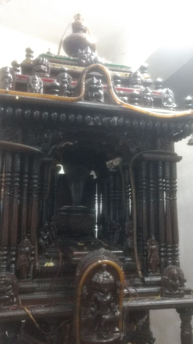 Sri Sheshadasaru Helida Hrudayadalliruva 100 Khambada Rathada Namoone Lingampalli Raghavendra Swamy Mutt Kachiguda 2017feb05 4.Jpg