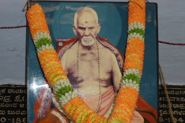 Sri Raghuprema Teertharu Adoni 2016mar24 2.Jpg